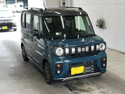 Suzuki SPACIA GEAR  с аукциона в Японии