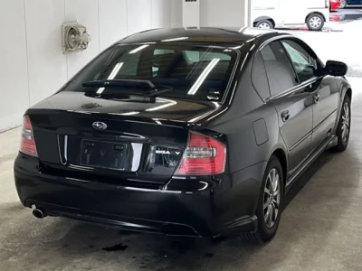 Subaru LEGACY B4