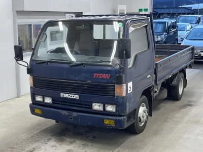 Mazda TITAN  с аукциона в Японии
