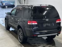 Ford ESCAPE лот № 1046 оценка 3.5  с аукциона в Японии 4