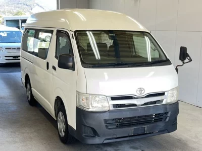 Toyota HIACE VAN  с аукциона в Японии