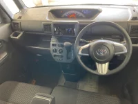 Toyota PIXIS MEGA лот № 2172 оценка 3.5  с аукциона в Японии 2