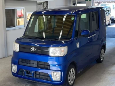 Toyota PIXIS MEGA