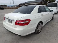 Mercedes-Benz E CLASS лот № 913 оценка   с аукциона в Японии 1