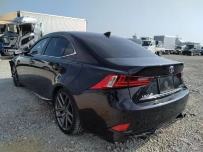 Lexus IS