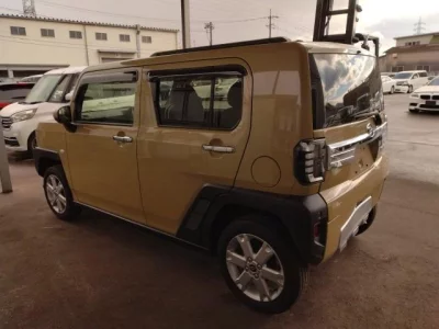 Daihatsu TAFT