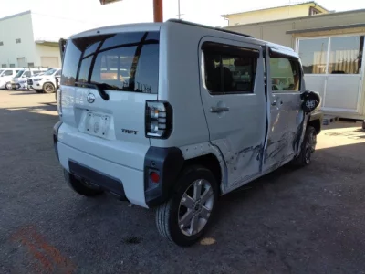 Daihatsu TAFT