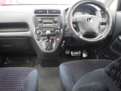 Honda STREAM  с аукциона в Японии