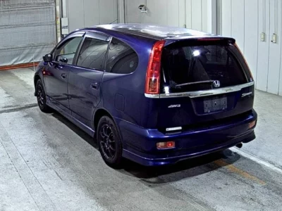 Honda STREAM  с аукциона в Японии