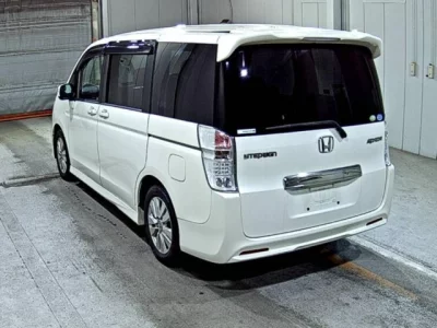 Honda STEP WAGON