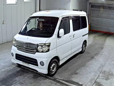 Daihatsu Atrai Wagon  с аукциона в Японии