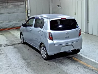 Daihatsu MIRA E S  с аукциона в Японии