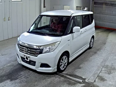Suzuki SOLIO  с аукциона в Японии