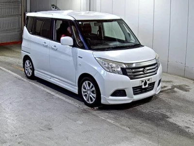 Suzuki SOLIO  с аукциона в Японии