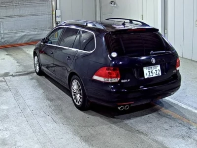 Volkswagen GOLF VARIANT