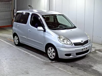 Toyota FUNCARGO  с аукциона в Японии