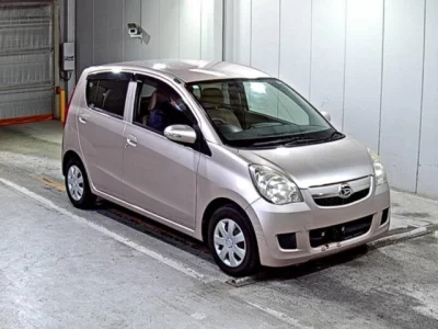 Daihatsu MIRA  с аукциона в Японии