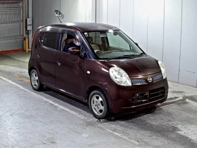 Nissan MOCO  с аукциона в Японии