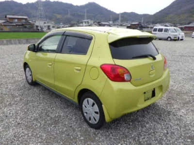 Mitsubishi MIRAGE  с аукциона в Японии