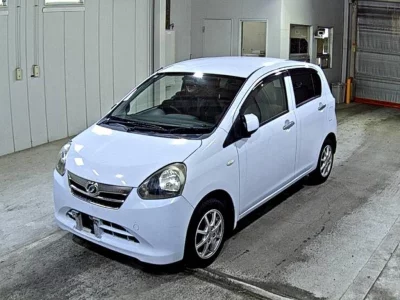 Daihatsu MIRA E S  с аукциона в Японии
