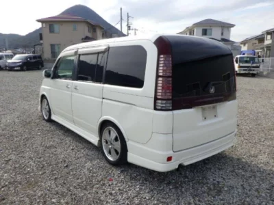 Honda STEP WAGON  с аукциона в Японии