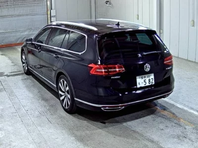 Volkswagen PASSAT VARIANT