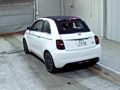 Fiat 500E