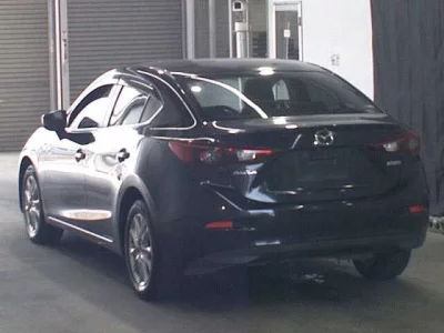 Mazda AXELA  с аукциона в Японии