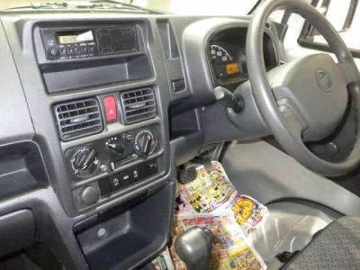 Nissan CLIPPER TRUCK