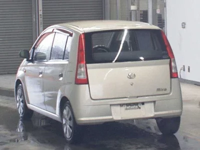 Daihatsu MIRA  с аукциона в Японии