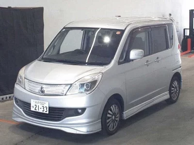 Mitsubishi DELICA D2