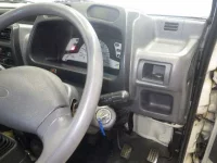 Mitsubishi MINICAB TRUCK лот № 2037 оценка 3  с аукциона в Японии 6