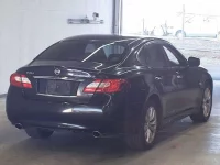 Nissan FUGA лот № 4661 оценка 3.5  с аукциона в Японии 4