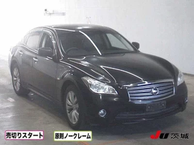 Nissan FUGA  с аукциона в Японии