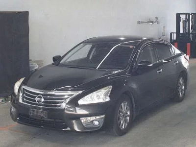 Nissan TEANA