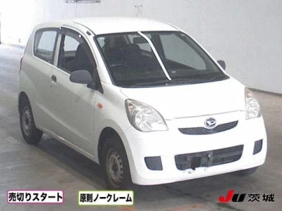 Daihatsu MIRA  с аукциона в Японии