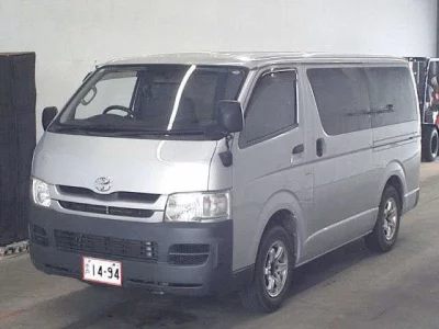 Toyota HiAce Van