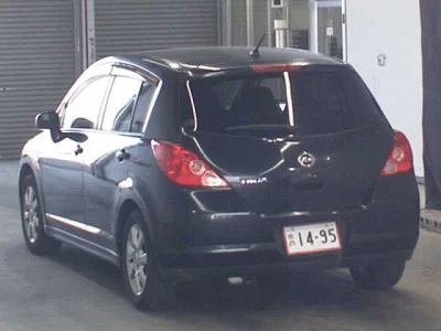 Nissan TIIDA