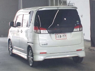 Mitsubishi DELICA D2