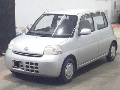 Daihatsu Esse