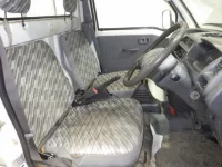 Daihatsu HIJET TRUCK лот № 2138 оценка 3  с аукциона в Японии 5