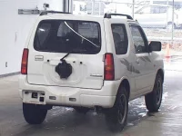 Mazda AZ-OFFROAD лот № 4123 оценка R  с аукциона в Японии 4