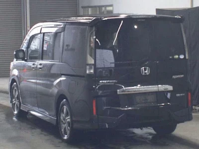 Honda STEP WAGON  с аукциона в Японии