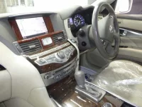 Nissan FUGA лот № 37 оценка 3  с аукциона в Японии 2