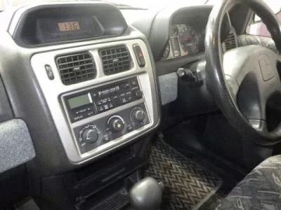 Mitsubishi PAJERO IO