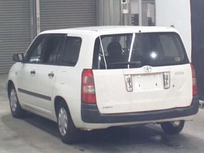 Toyota SUCCEED  с аукциона в Японии