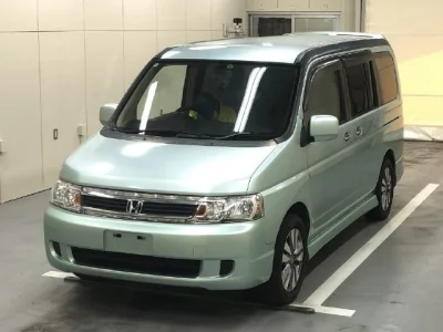 Honda STEP WAGON  с аукциона в Японии