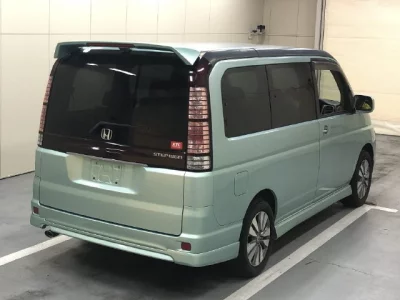 Honda STEP WAGON  с аукциона в Японии