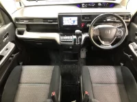 Honda STEP WAGON лот № 3025 оценка R  с аукциона в Японии 4