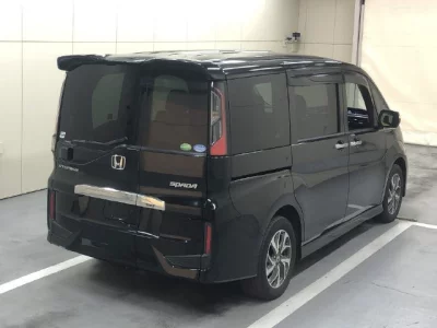 Honda STEP WAGON  с аукциона в Японии